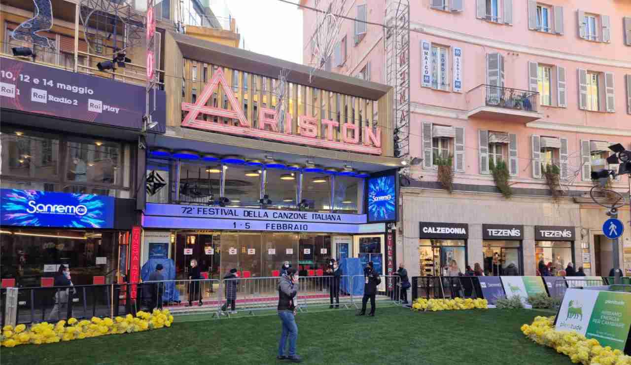 Area Sanremo, aperte le iscrizioni al concorso che porta i giovani sul palco dell’Ariston nel 2026