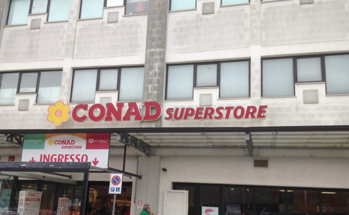 Conad mette in chiaro chi comanda in Italia: la pasta più famosa del sud a 58 centesimi il pacco | Prezzo mai visto prima