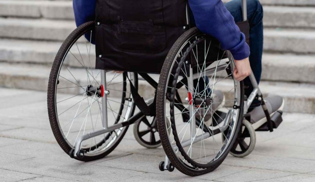 Detrazione figli a carico 2025 | Nuovo tetto 30 anni: cosa cambia per famiglie e disabili?