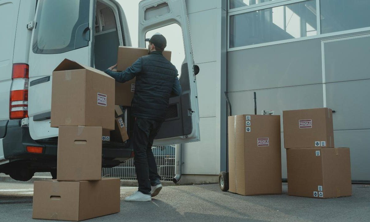 Esenzione dazi pacchi extra‐UE | accordo Unione Europea in vista: passo decisivo verso il 2026